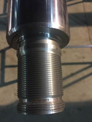 comprare Fabbricazione di precisione 1,5 micron Durezza tra 25-30 gradi Fabbricazione di precisione di canna a pistoni a cromo online manufacture